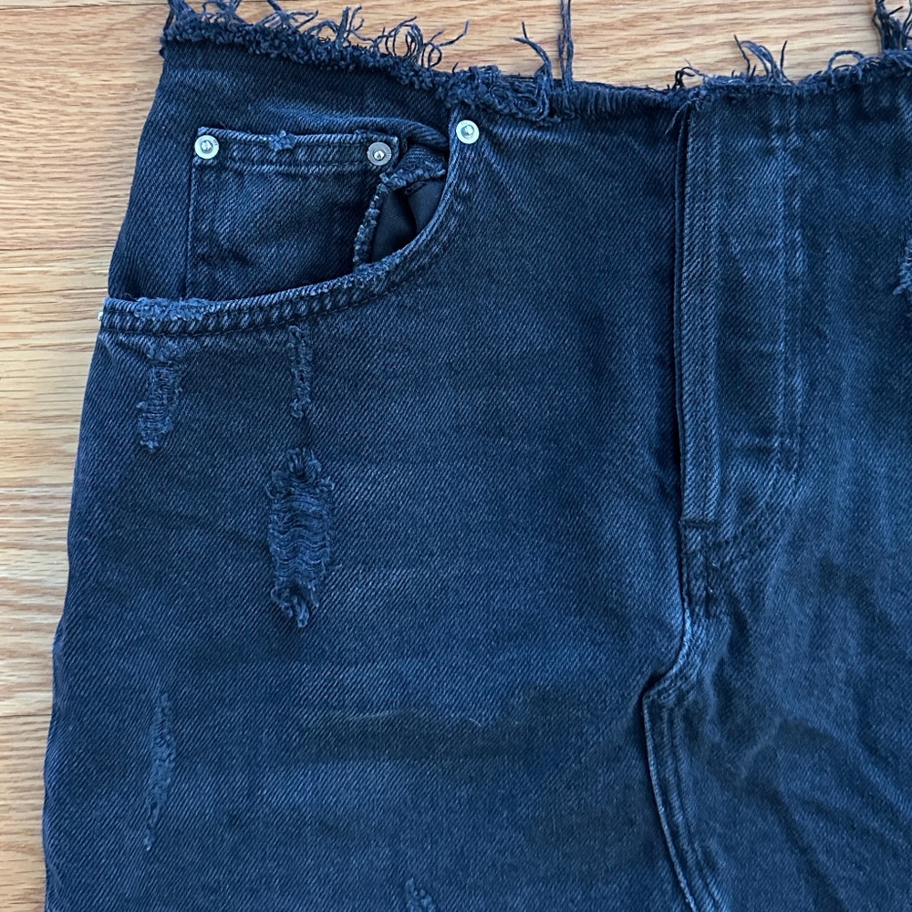 BDG Women's NWOT Distressed Black Denim Skirt (M) - Picture 4 of 7